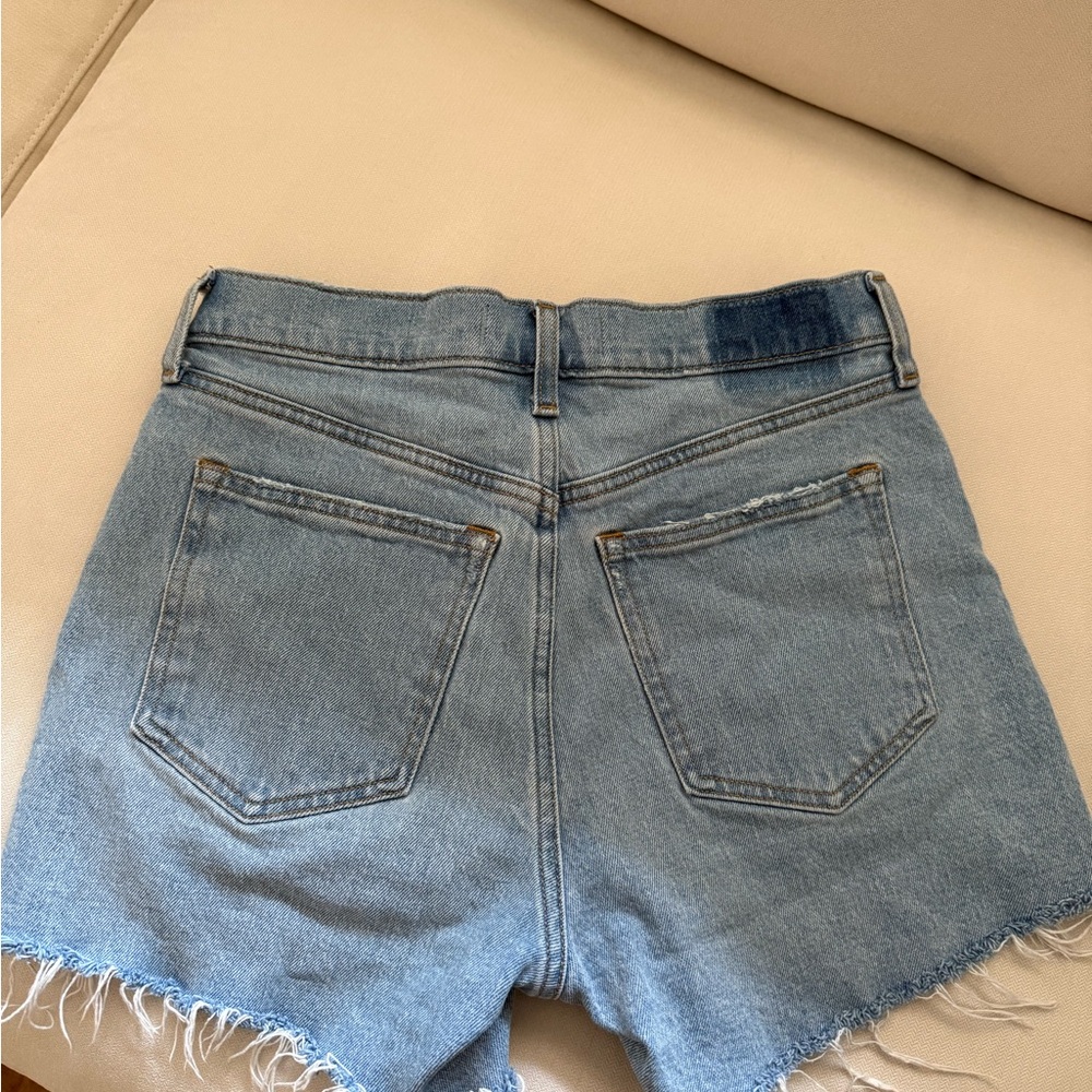 Abercrombie & Fitch 4 inch mom short high rise - Picture 3 of 4